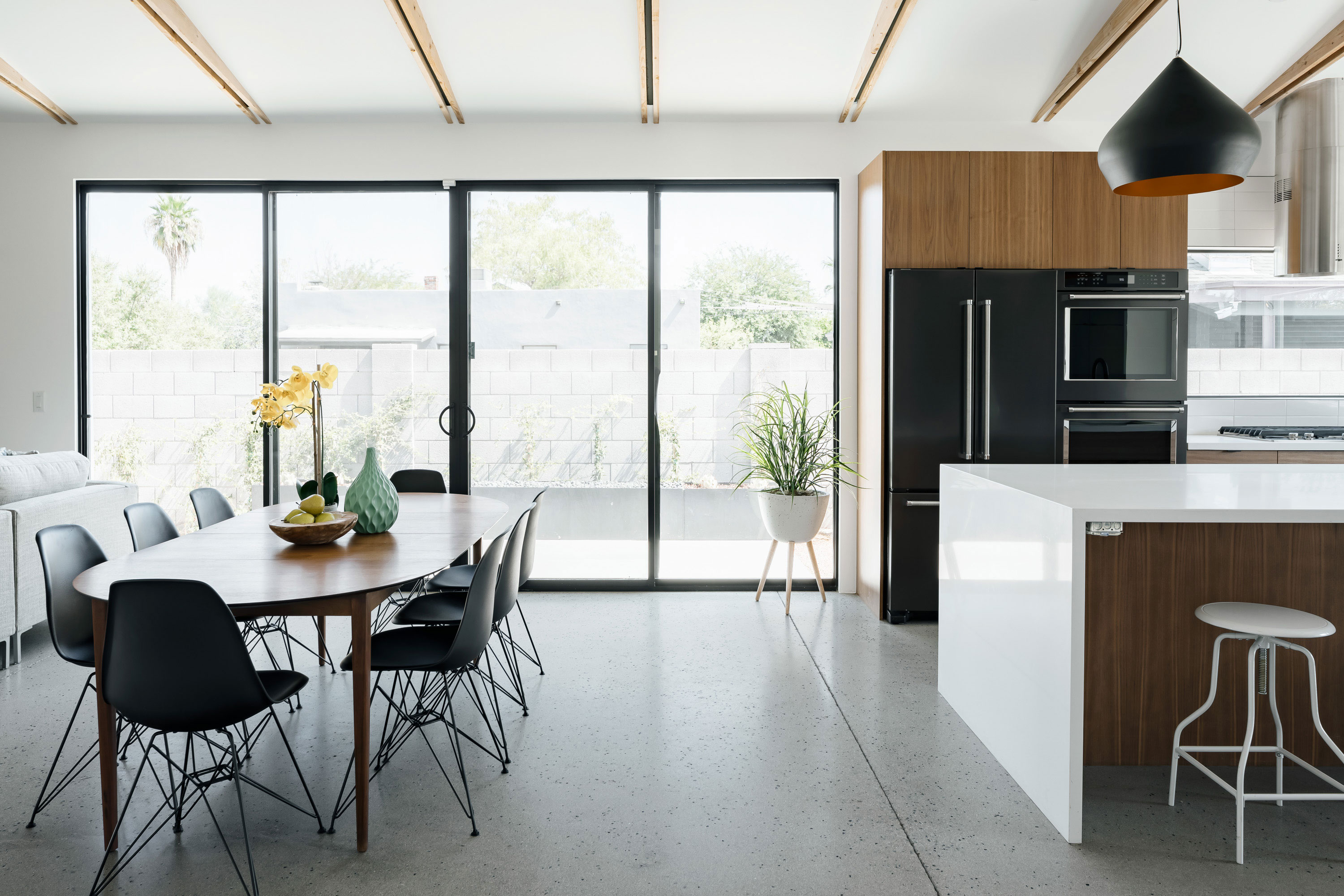 Modern Kitchen in Phoenix, AZ