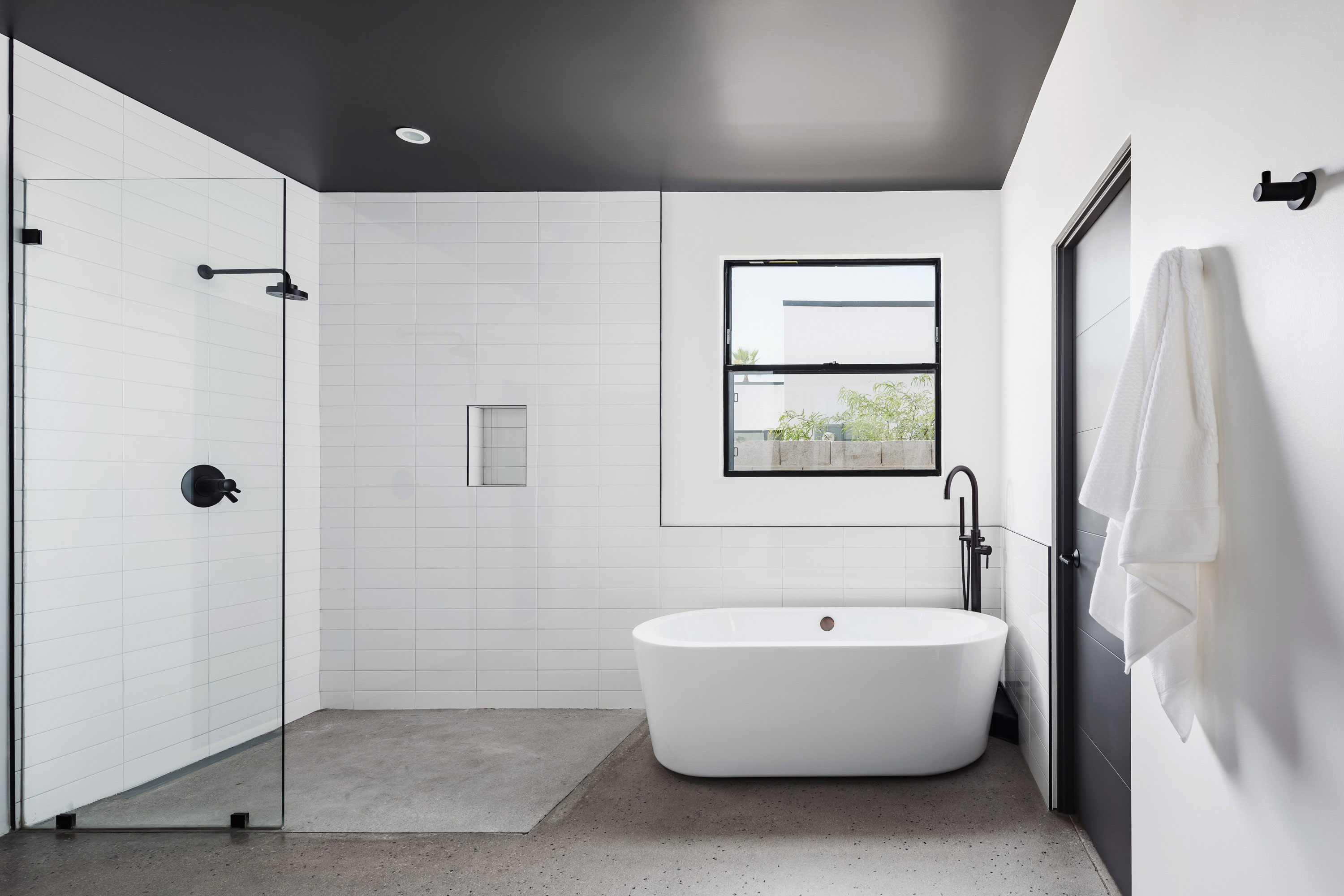 Modern Bathroom in Phoenix, AZ