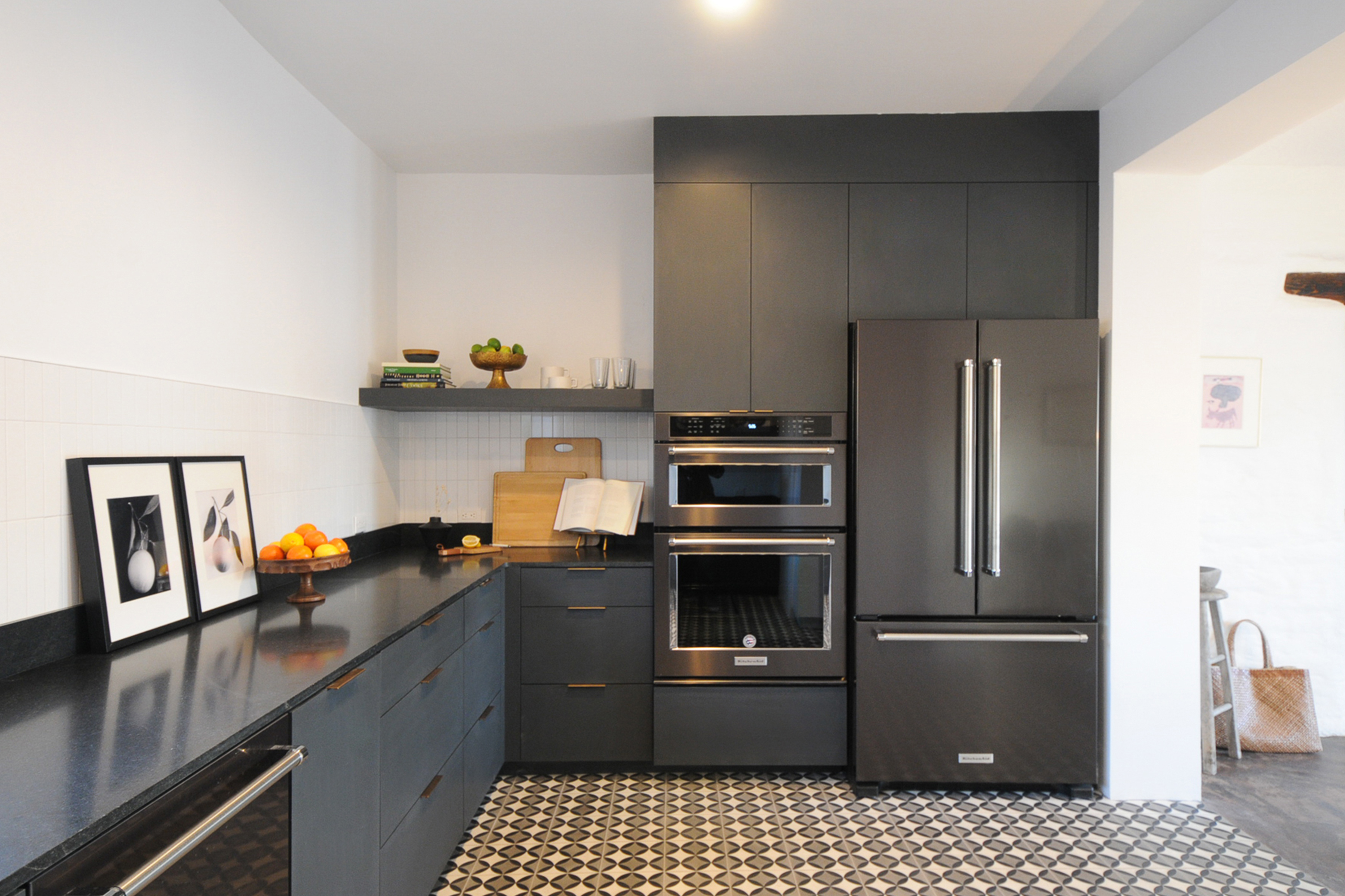 Modern kitchen in Phoenix, AZ